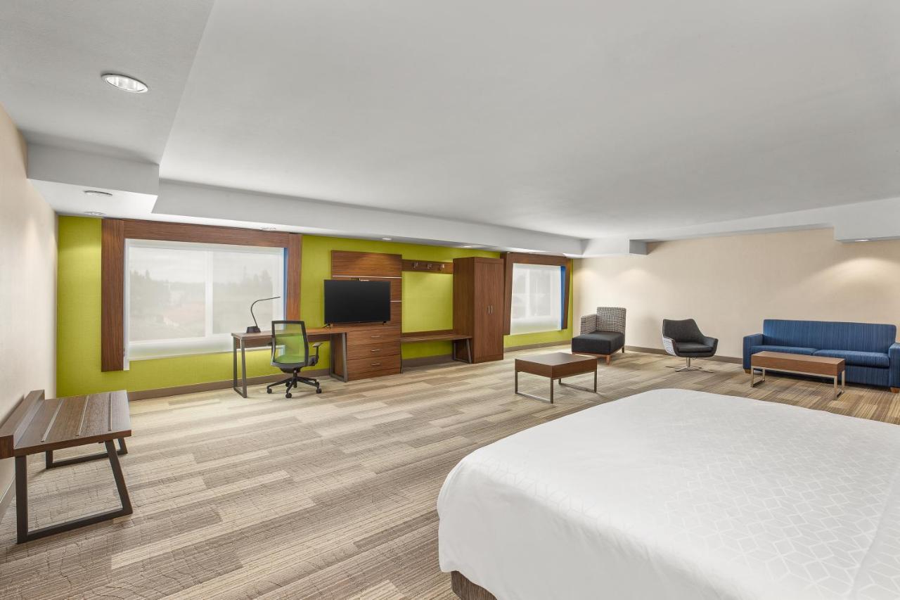Holiday Inn Express & Suites Tacoma By Ihg Bagian luar foto